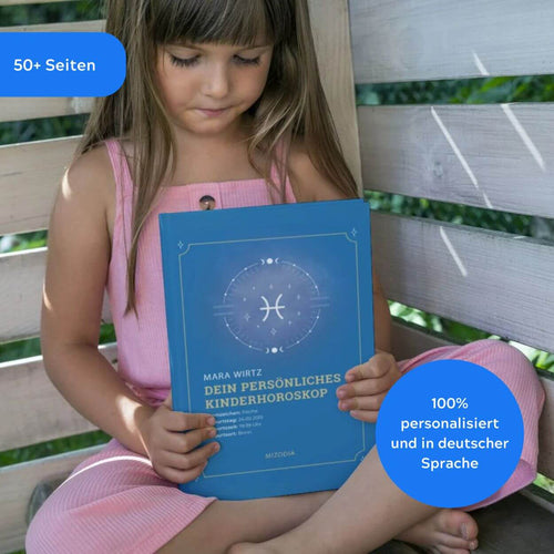 Kind hält Kinderhoroskop in er Hand